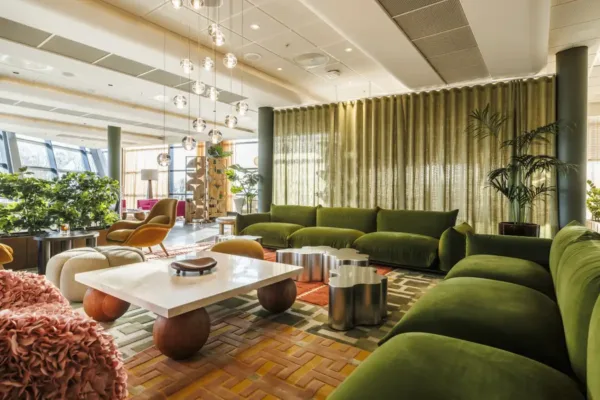 Café Lounge Area